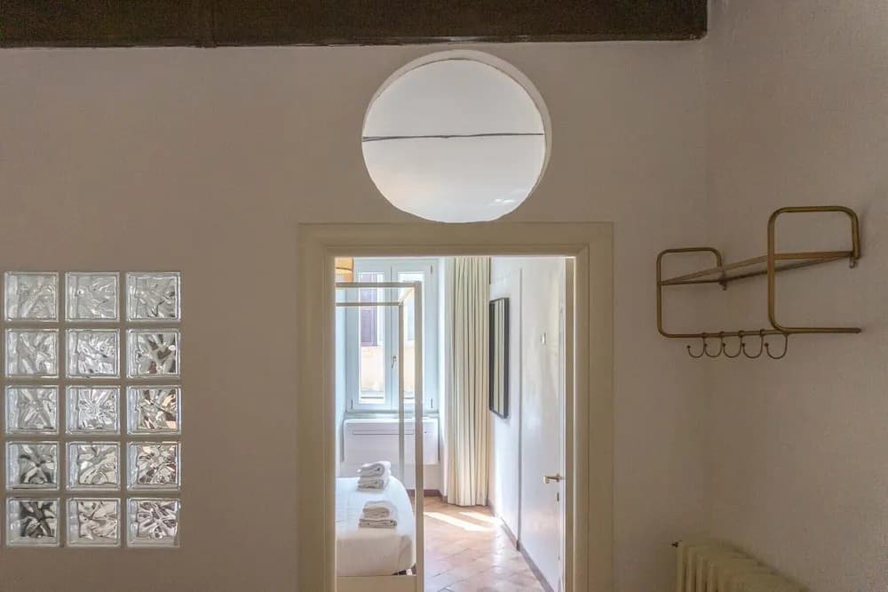 Piazza Navona Charming Apartment - photo 8
