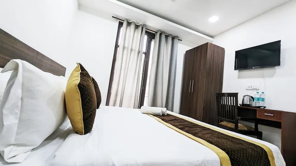 Hotel Royalty Residency - photo 3