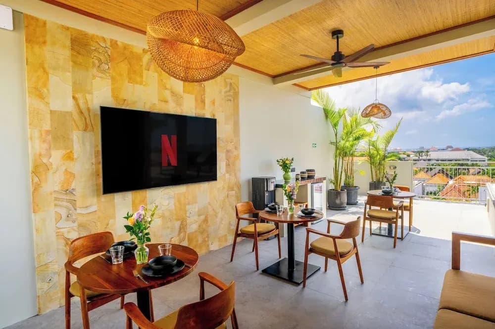 Avanya Luxury Apartments by Pertama Stay - photo 30
