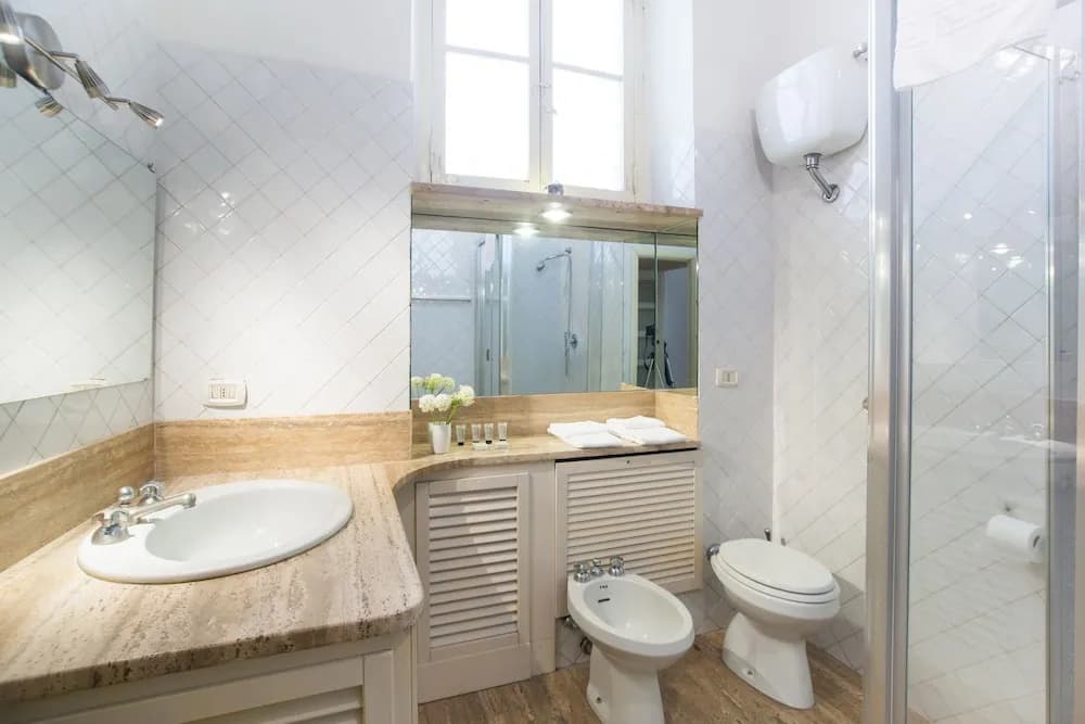 Monti Colosseum Accommodation - photo 10