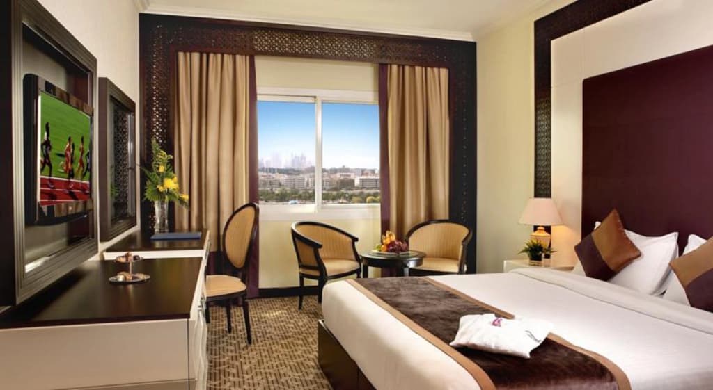Carlton Tower Hotel - photo 16