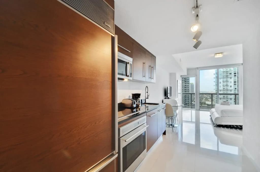 Stunning Studio in Brickell by Sonder - photo 10