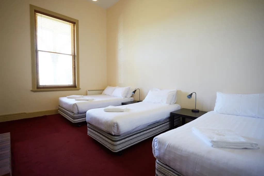 Whitehall Guesthouse Sorrento - photo 4