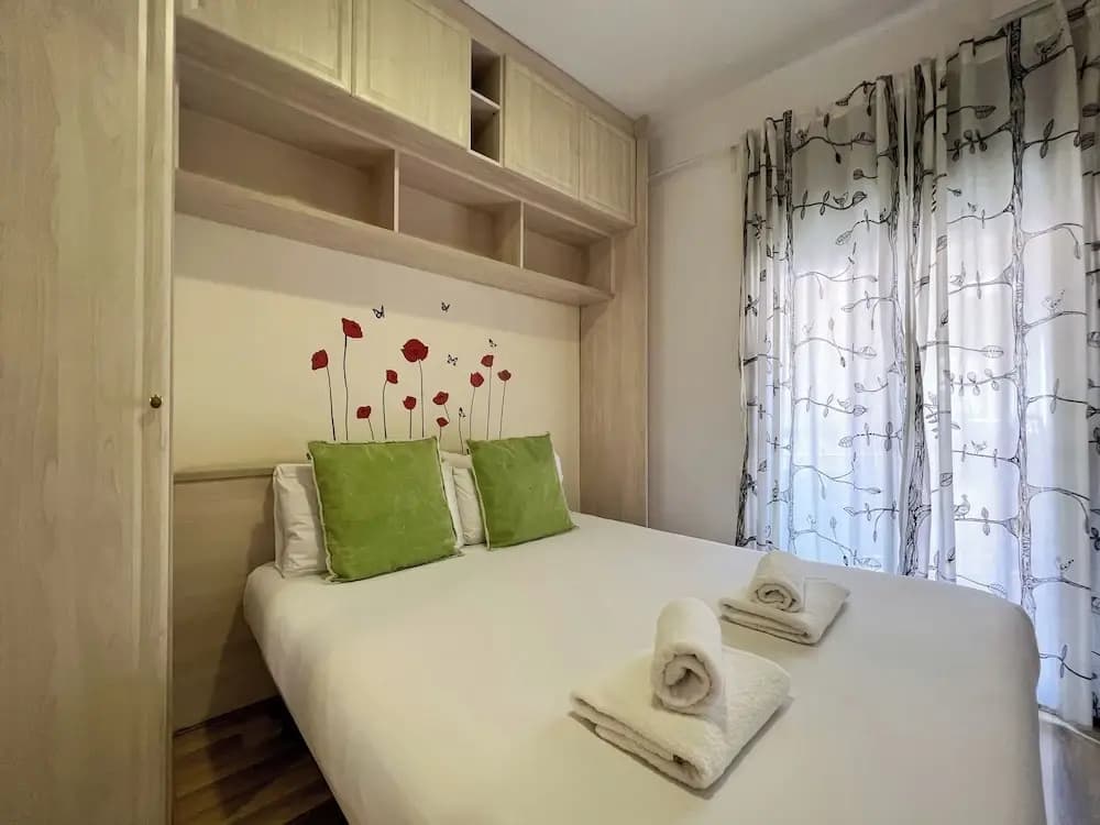 Stay U-nique Apartment Sardenya II - photo 4