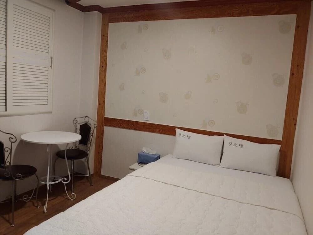 9 Motel - photo 7