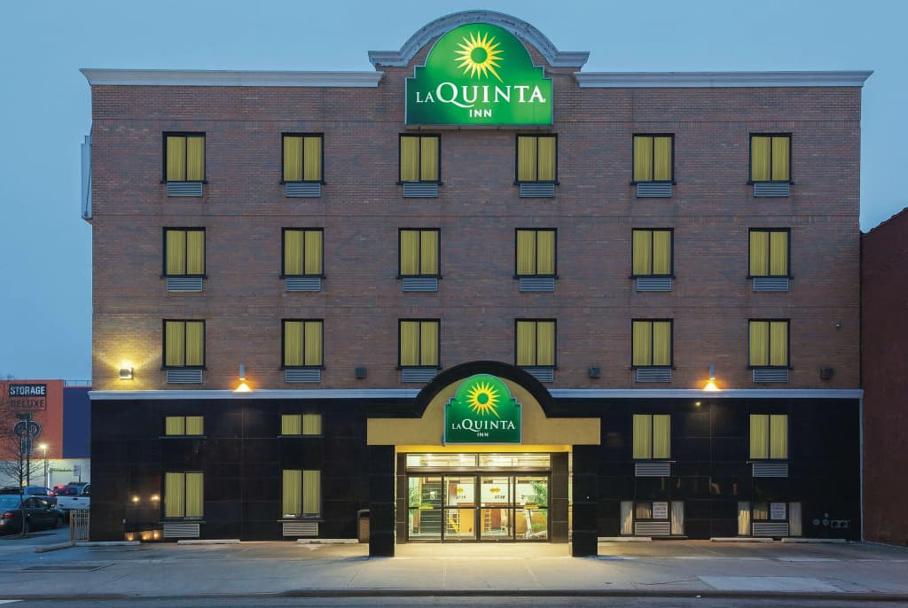 La Quinta Inn by Wyndham Queens (New York City) - main photo