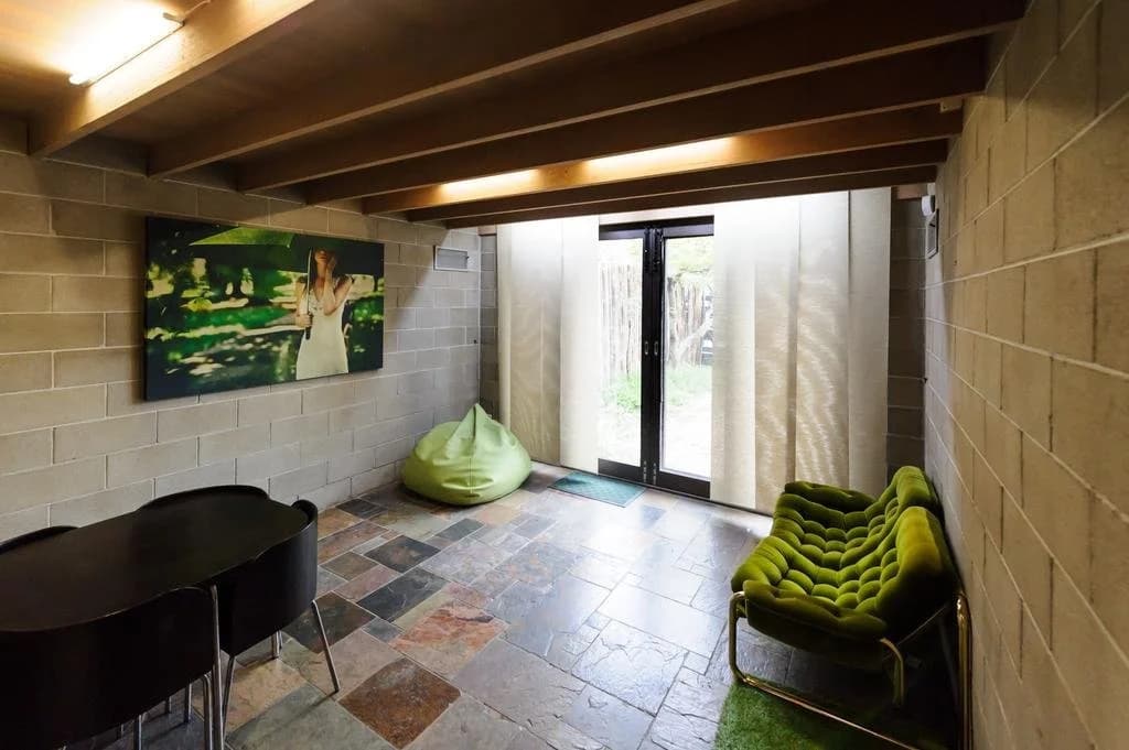 Retro House - photo 5