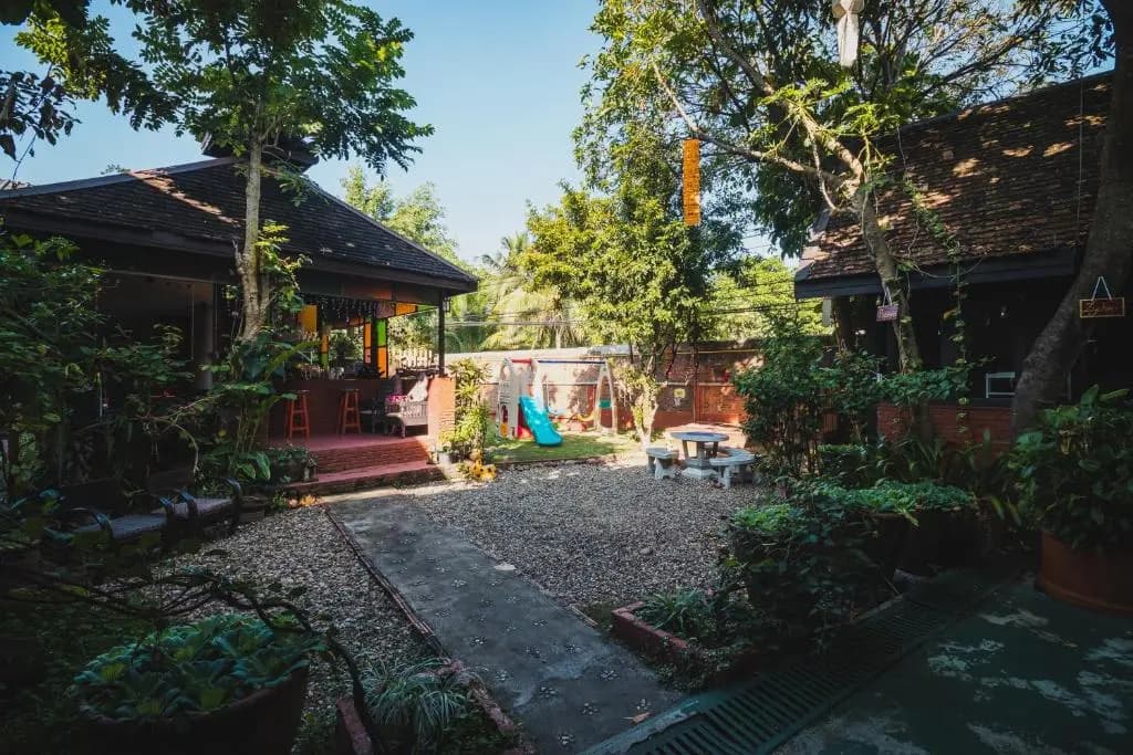 Joy's House - photo 10
