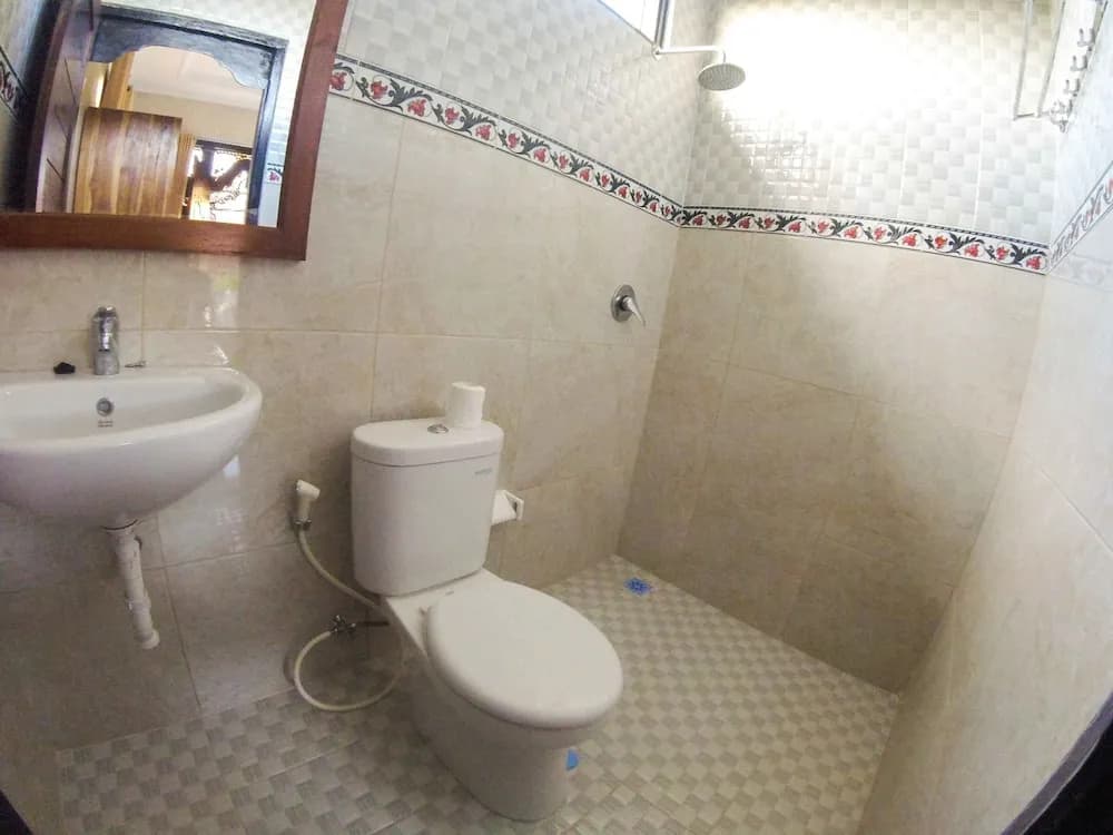 Adi Homestay Canggu - photo 10