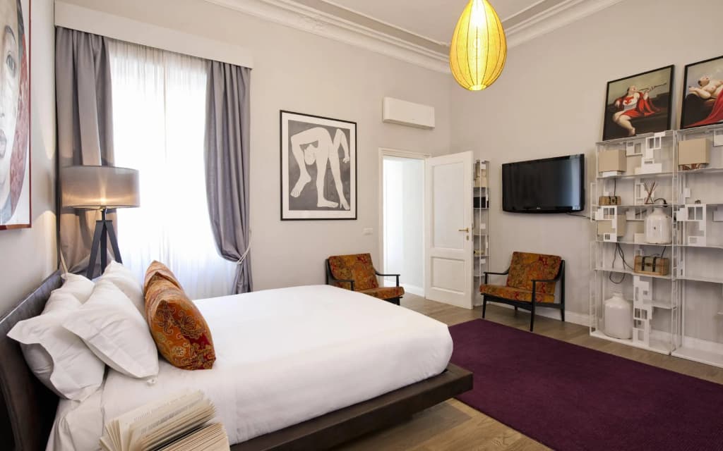 The Independent Suites Hotel - photo 20