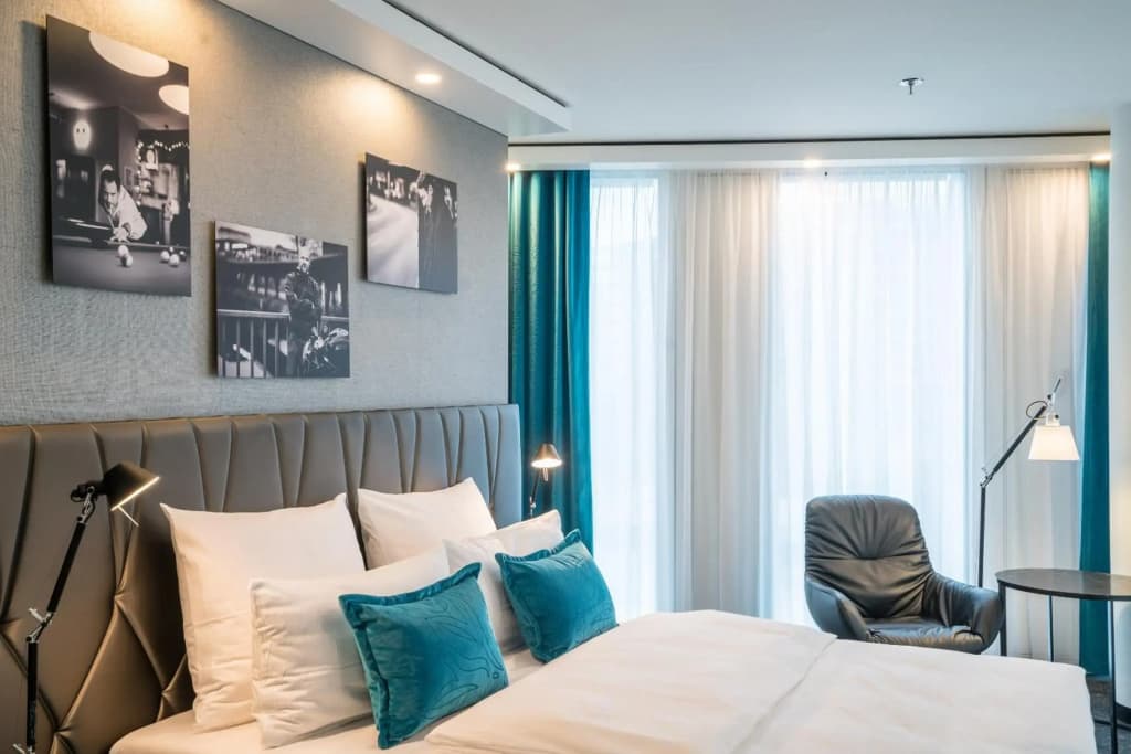 Motel One Berlin-Upper West - photo 32