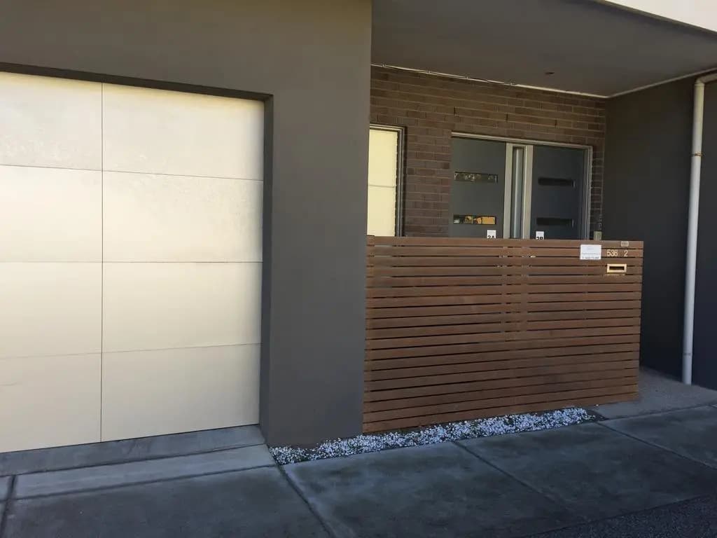 Beachside Apartments, Bonbeach - photo 1