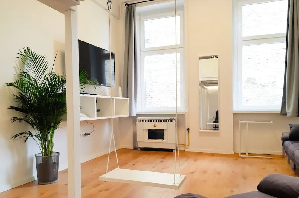 Bright Side Apartment - photo 11
