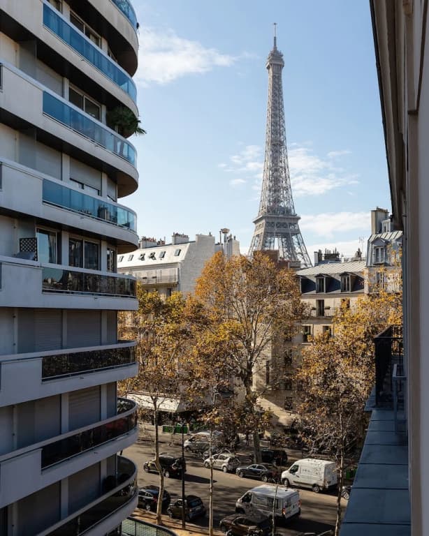 Eiffel Tower - Pont de l'Alma Apartment - photo 11