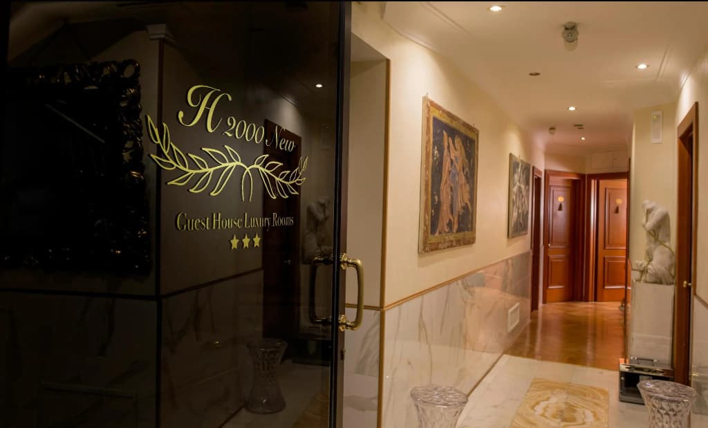 Luxury Rooms H 2000 Roma - photo 13
