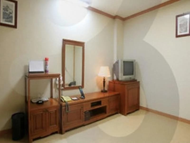New Regent Hotel(뉴 리젠트 호텔) - photo 6