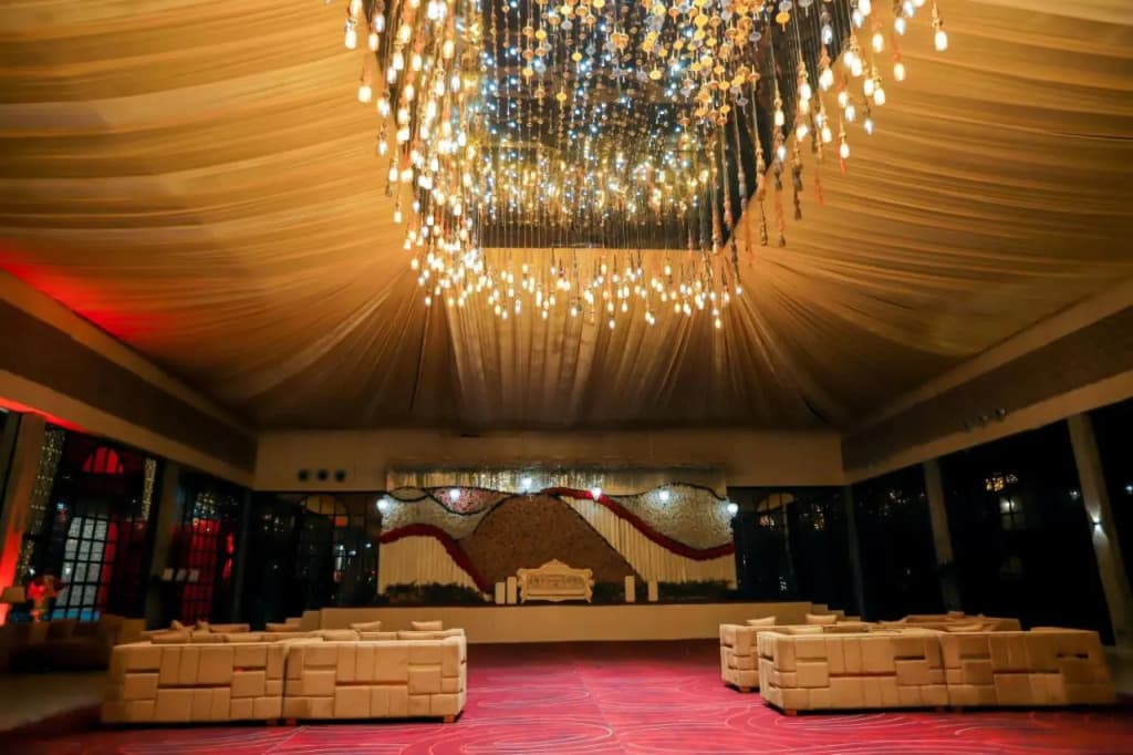 Bel-La Monde Hotel NH8 at 6km from IGI Airport Delhi - photo 2
