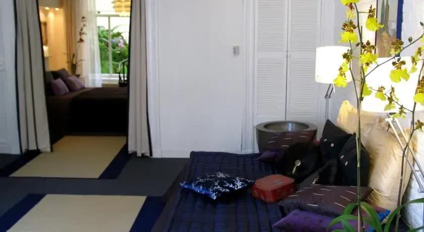 Palace Bed and Breakfast - photo 3