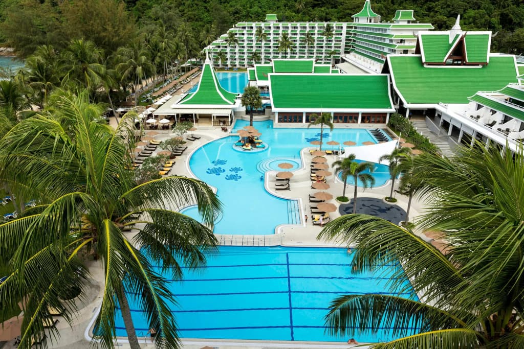 Le Meridien Phuket Beach Resort - photo 17