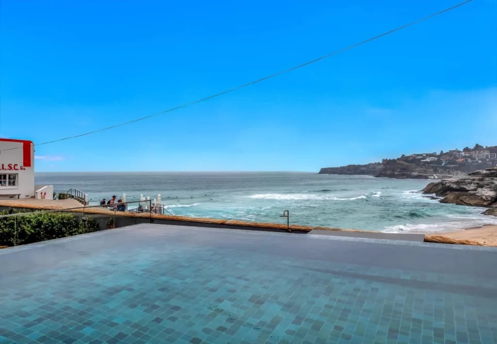 Tamarama Apartments - photo 12
