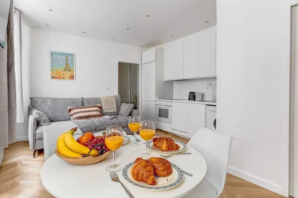 Bright 1BR Near Seine & Eiffel Tower - photo 9