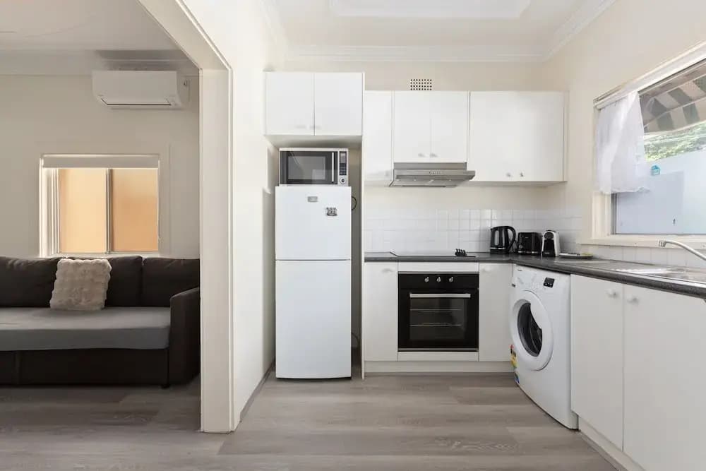2-bed Apartment Near Manly Beach - photo 9