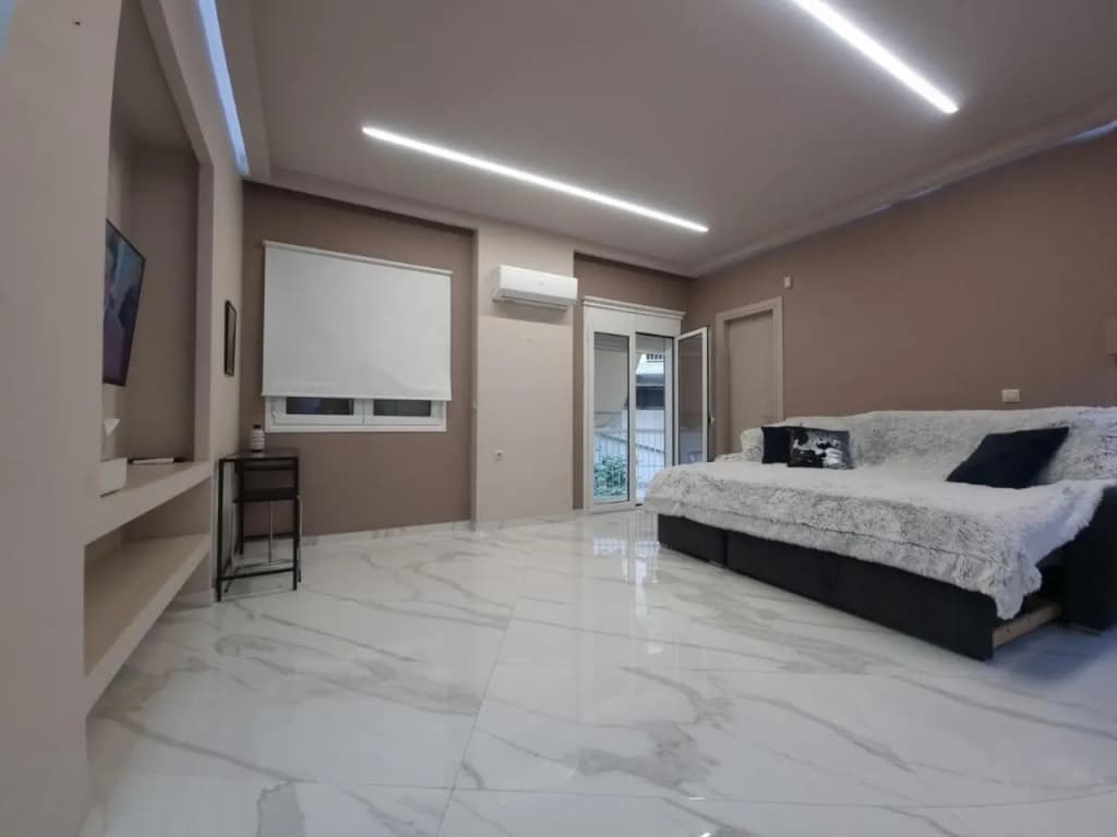 CENTRAL - photo 2
