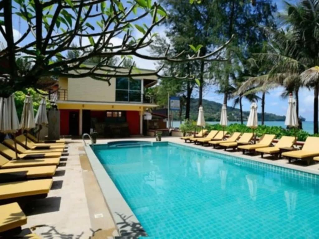 Kamala Beachfront Apartment - photo 9