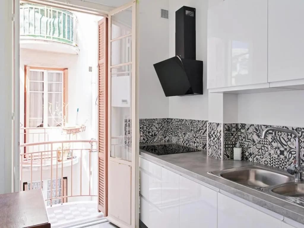 Nice, 58 M2 ! superbe appartement climatisé ! 3 couchages, proche de la promenade des Anglais et de la Gare ! ! - photo 7