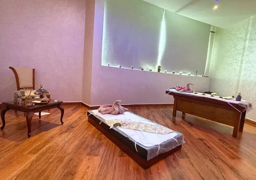 City Gate Hotel - photo 3
