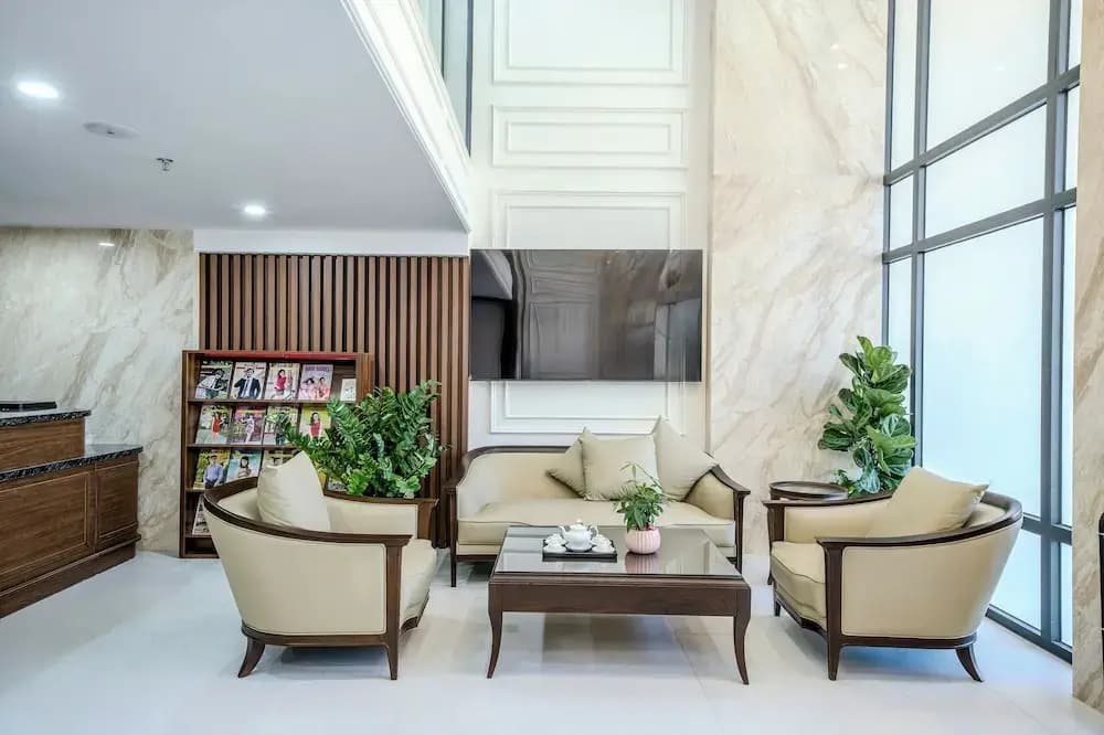 Tourane Boutique Hotel - photo 2