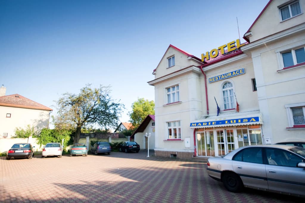 Hotel Marie Luisa - photo 1