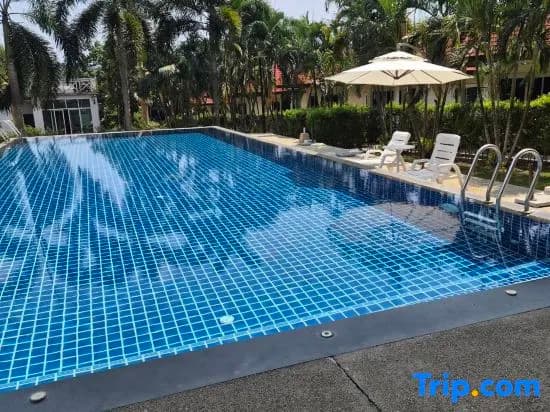 Phuket Airport Villa - photo 6