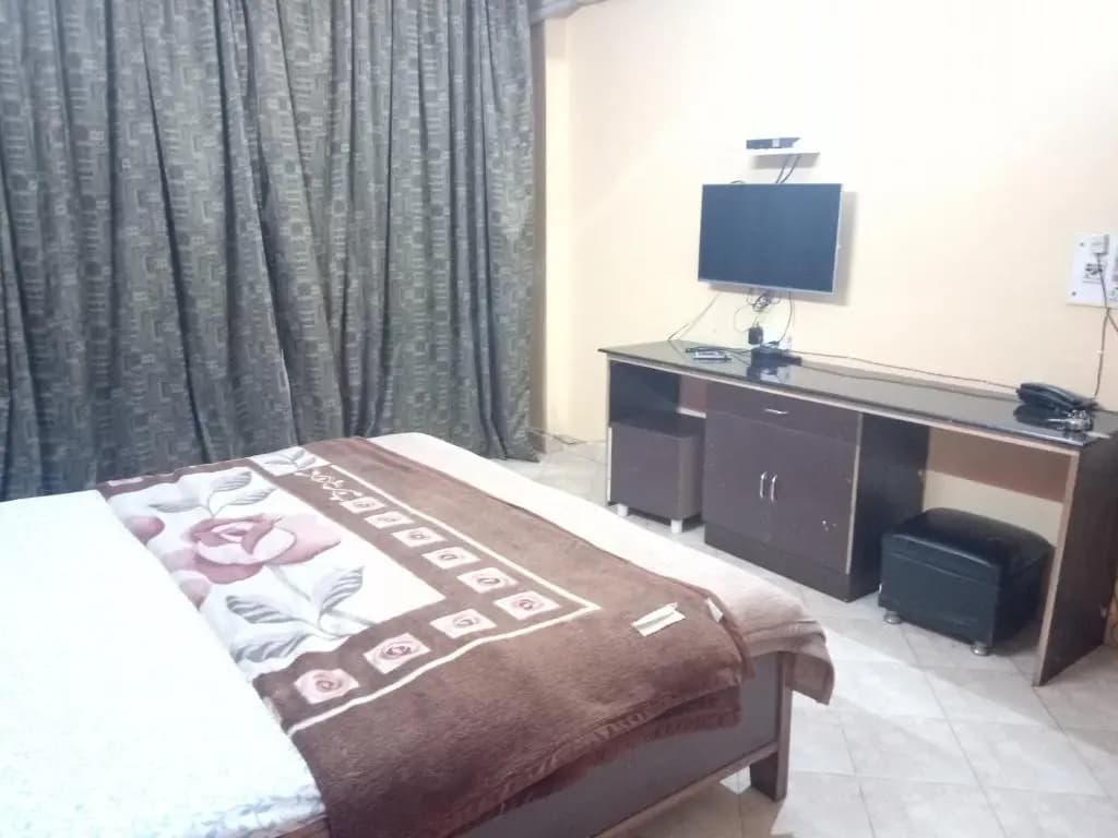 Yash Guest House - photo 5