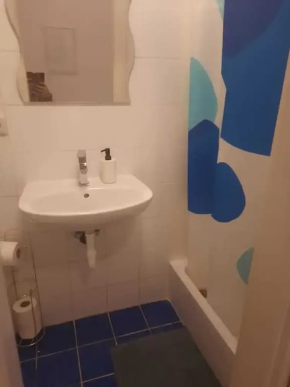 Modern 2BR Apartment Well Connected - photo 4