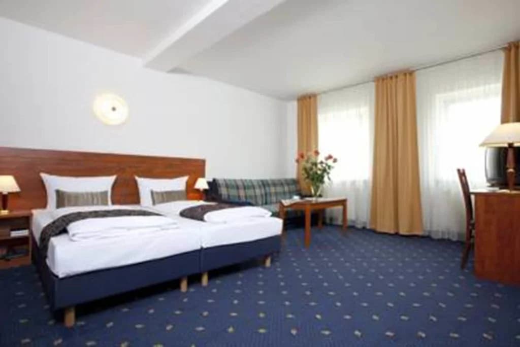Hotel Atrium Charlottenburg - photo 17