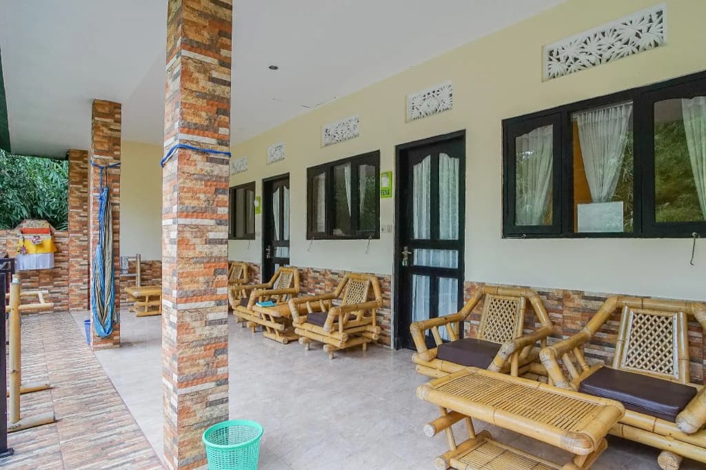 Green View Ubud Hostel Bali - photo 17