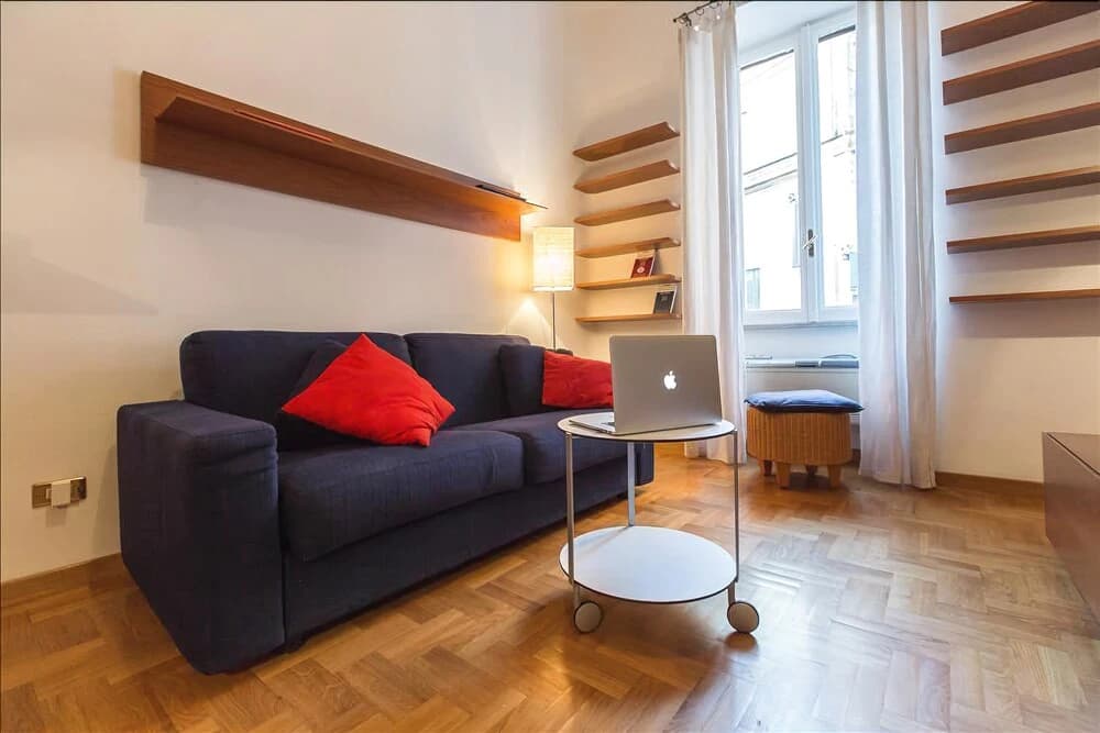 Bright and quiet Halldis apartment with small balcony - photo 7
