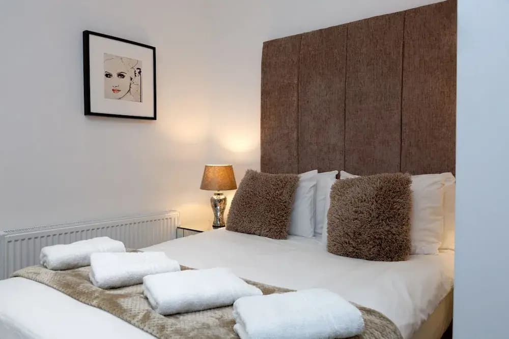 Boutique Tower Bridge Apartment - photo 48