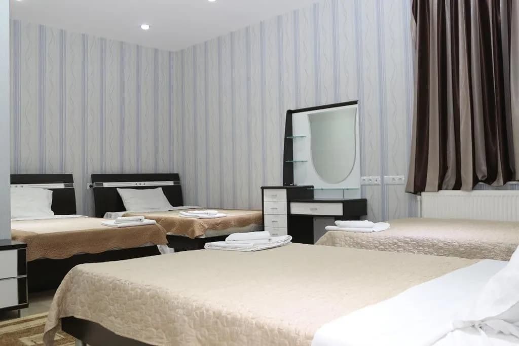 Lucky Hotel - photo 6