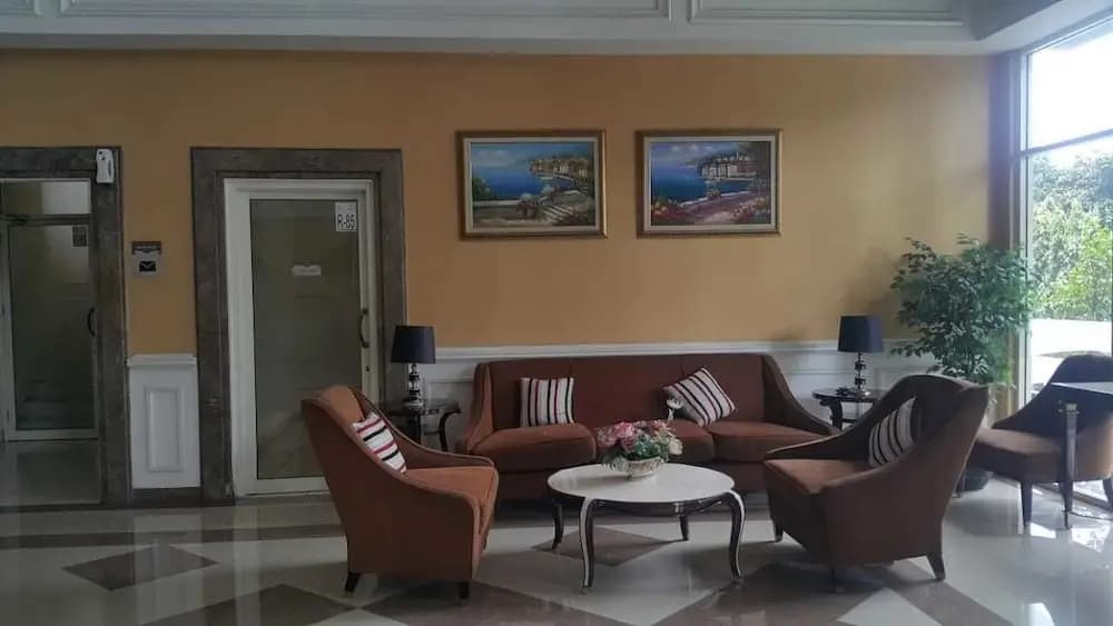 Evian Garden Apartment - photo 7