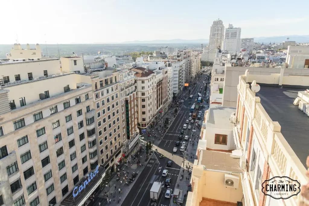 Charming Gran Via Callao - photo 10