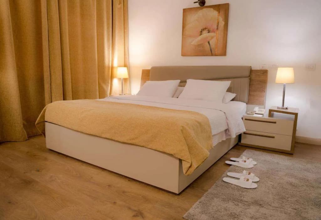 Royal Marshal Hotel - photo 15