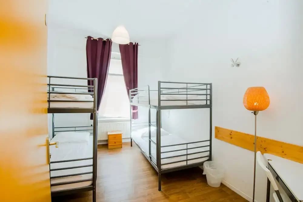 Annabanana Hostel - photo 6