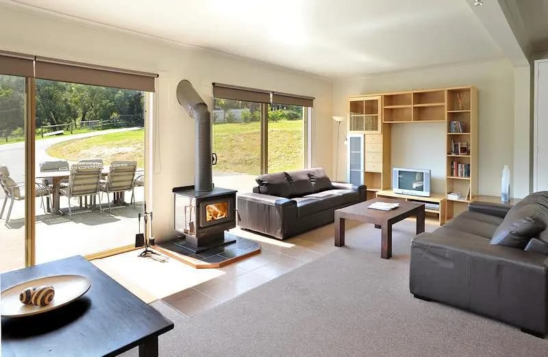 Healesville Garden Accommodation — The Grand Hotel - photo 8