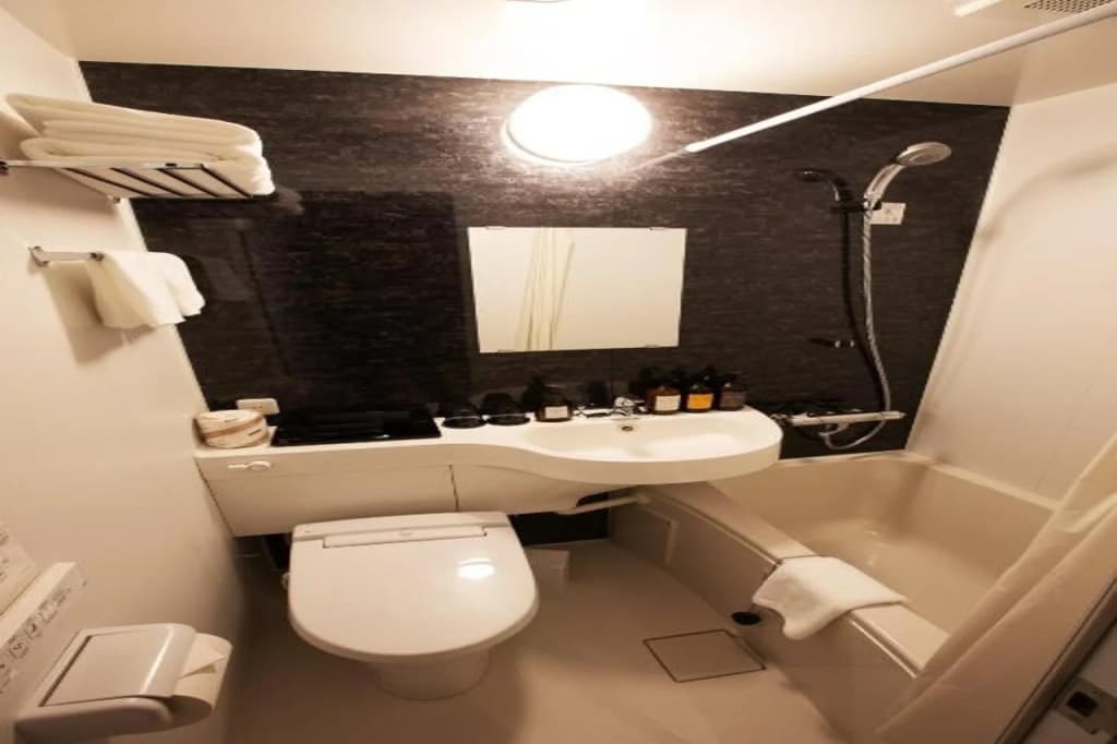 LOF HOTEL Shimbashi - photo 9
