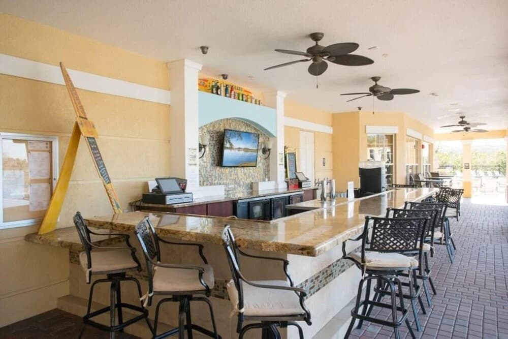 Lake View 3 Br Condo by RedAwning - photo 21