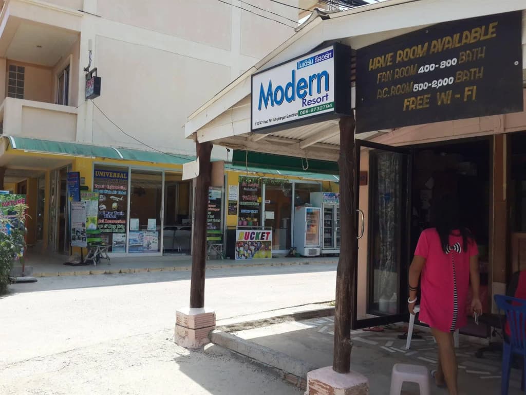 Modern Resort - photo 1