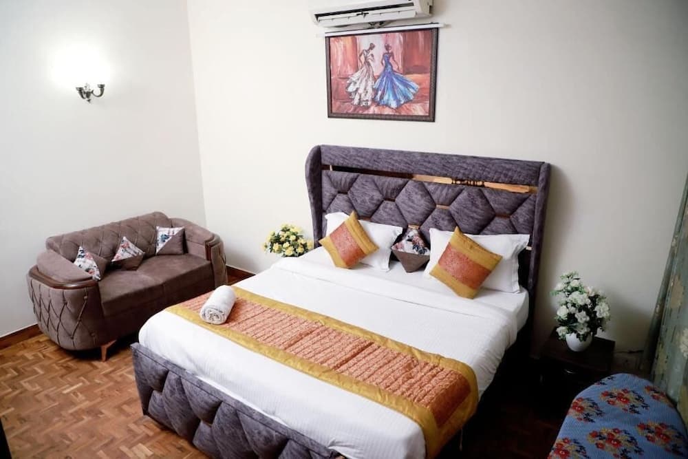 Fortune Home Service Apartment E-28 2B - photo 2