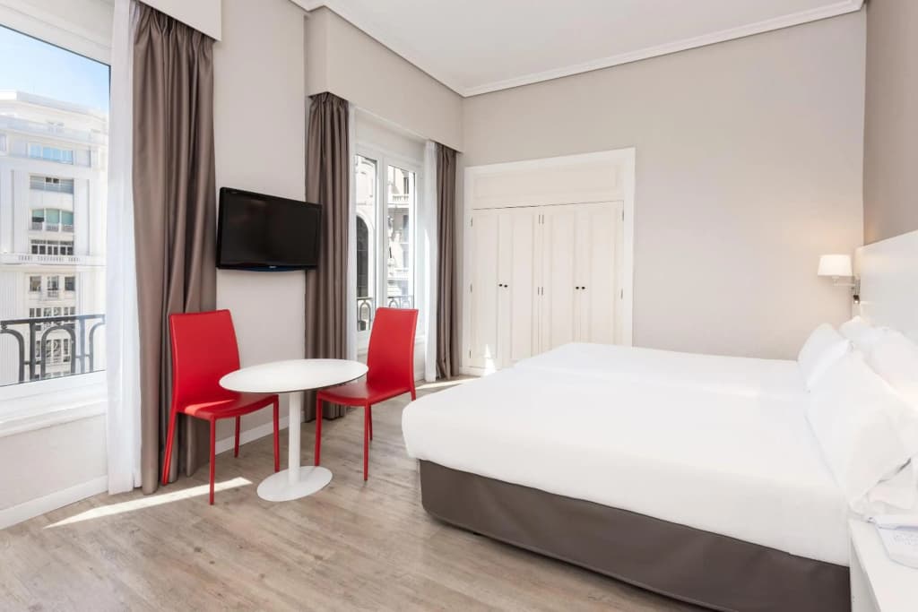 Hotel Madrid Gran Via 25 Affiliated by Meliá - photo 47